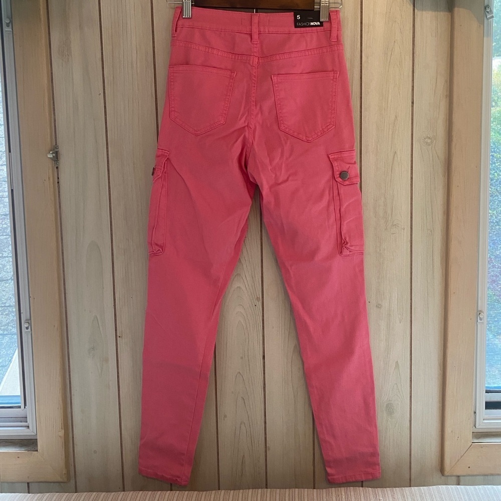fashion nova money honey 5 distressed pink coral jeans skinny cargo pocket rip - Picture 4 of 7